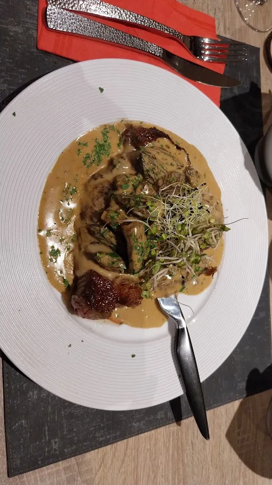 Cœur D Entrecôte de Bœuf Sauce Aux Morilles Suggestions Du Moment